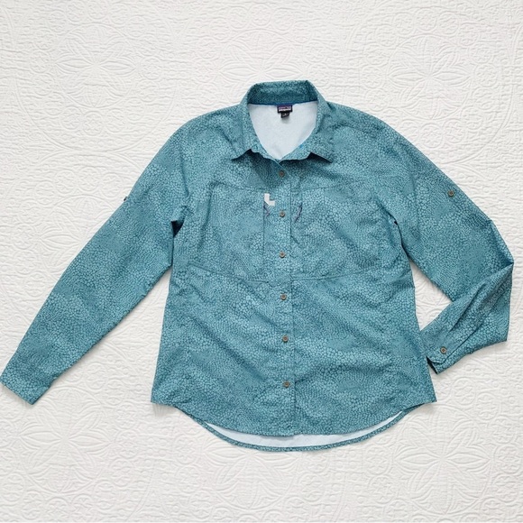 Patagonia Women's Long-Sleeved Sol Patrol Shirt, Next Wave: Upwell Blue - Picture 1 of 8